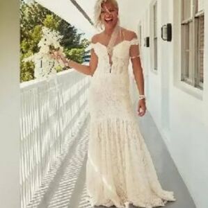 Brand New Wedding Dress